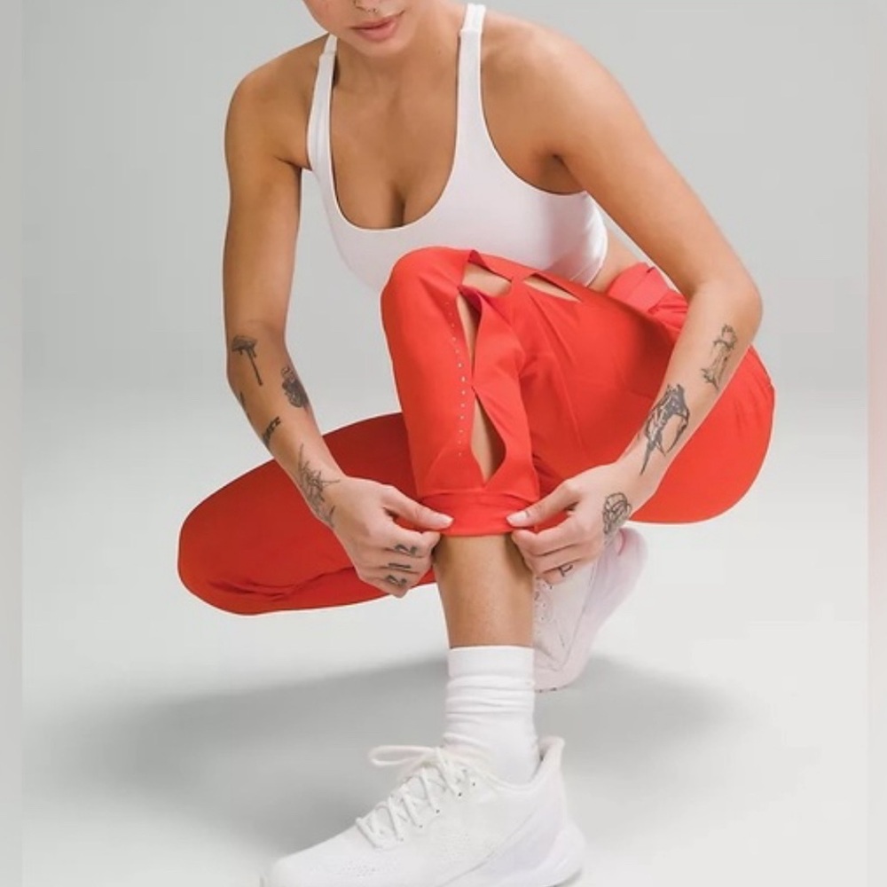 Lululemon Adapted State High-Rise Jogger Airflow. Bright Orange. Size 2